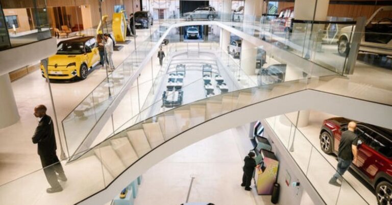 Défilé Renault ® The Carwalk